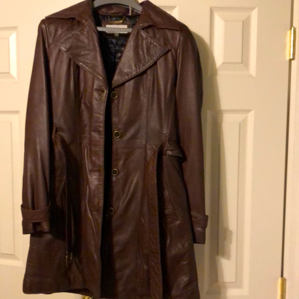 Pelle Studio Brown leather jacket! Knee length! Size small!